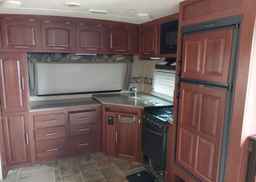 2014 FOREST RIVER INC. ROCKWOOD SIGNATURE 8315BSS
