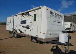 2008 FOREST RIVER INC. ROCKWOOD M-2701SS