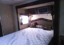 2011 FOREST RIVER INC. 34FT
