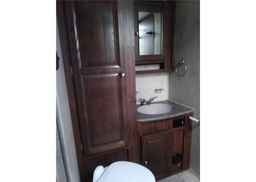 2011 FOREST RIVER INC. 34FT