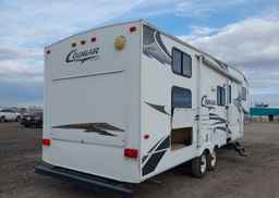 2006 KEYSTONE cougar