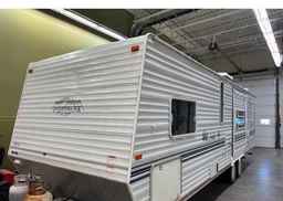 2002 GULF STREAM COACH INC 26RBS