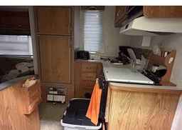 2002 GULF STREAM COACH INC 26RBS