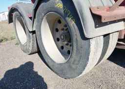 2013 MIDLAND MANUFACTURING LIMITED PUP TRAILER