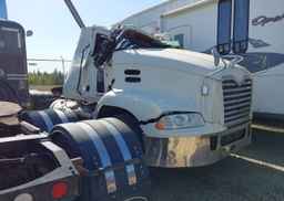 2018 MACK 600 CXU600