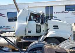 2018 MACK 600 CXU600