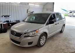 2012 VOLKSWAGEN ROUTAN S
