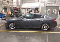 2009 NISSAN MAXIMA S