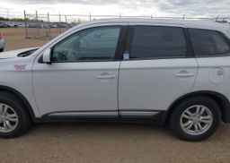 2018 MITSUBISHI OUTLANDER ES
