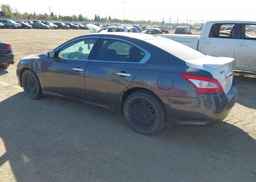 2009 NISSAN MAXIMA S