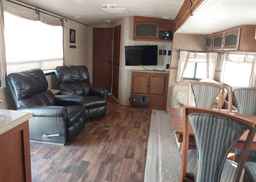 2015 FOREST RIVER INC. 302FK