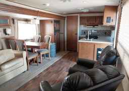 2015 FOREST RIVER INC. 302FK