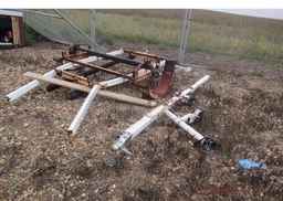 1999 EZ LOADER STD BOAT