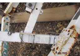 1999 EZ LOADER STD BOAT