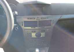 2009 SATURN ASTRA XE