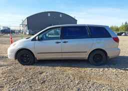 2004 TOYOTA SIENNA CE
