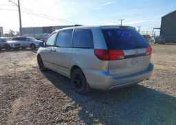 2004 TOYOTA SIENNA CE
