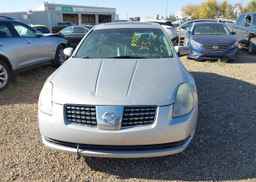 2005 NISSAN MAXIMA SE