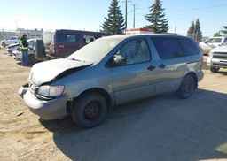 2000 TOYOTA SIENNA CE