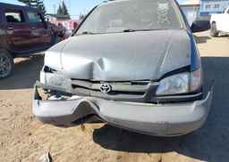 2000 TOYOTA SIENNA CE