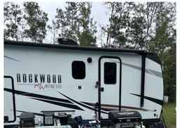 2021 FOREST RIVER INC. ROCKWOOD ULTRA LITE 2614BS