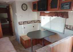2011 FOREST RIVER INC. COACHMEN FREEDOM EXPRESS