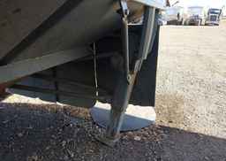 2009 DOEPKER INDUSTRIES GRAIN