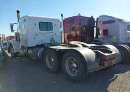 2014 PETERBILT 388