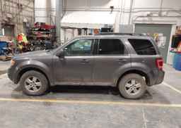 2010 FORD ESCAPE XLT AUTOMATIC