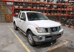 2011 NISSAN FRONTIER SV