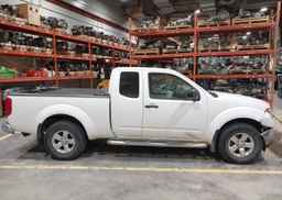 2011 NISSAN FRONTIER SV