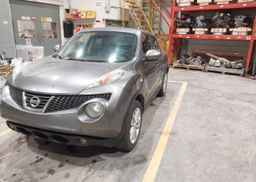 2011 NISSAN JUKE S