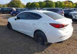 2018 MAZDA 3 TOURING