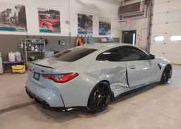 2022 BMW M4