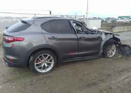 2018 ALFA ROMEO STELVIO TI