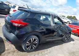 2019 NISSAN KICKS