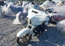 2017 HARLEY-DAVIDSON FLHXS STREET GLIDE SPECIAL