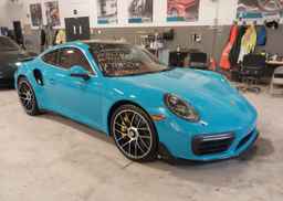 2017 PORSCHE 911