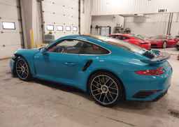 2017 PORSCHE 911