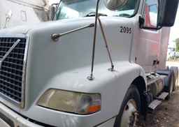 2007 VOLVO VN VNM
