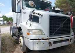 2007 VOLVO VN VNM