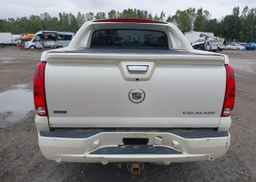2010 CADILLAC ESCALADE EXT