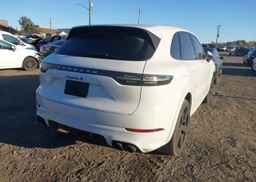 2019 PORSCHE CAYENNE S