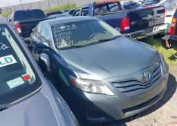 2010 TOYOTA CAMRY LE