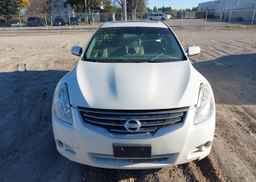 2010 NISSAN ALTIMA SR