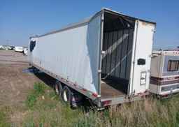 2013 UTILITY TRAILER MFG TRAILER