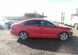 2016 VOLKSWAGEN JETTA