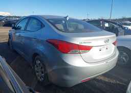 2013 HYUNDAI ELANTRA GL