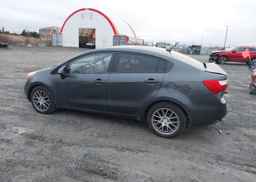 2014 KIA rio ex