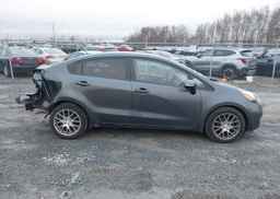 2014 KIA rio ex